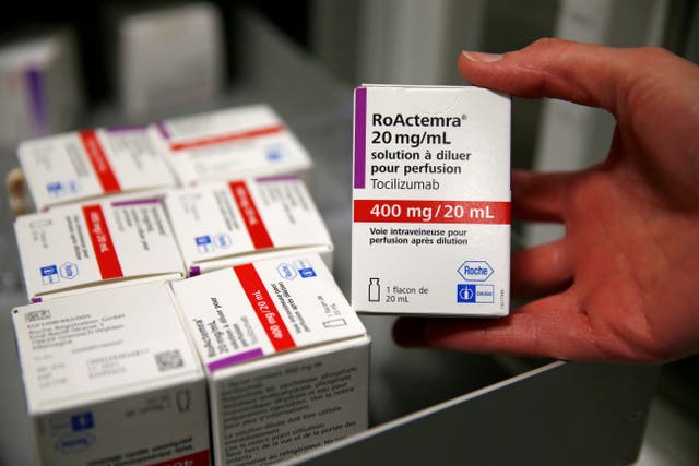 <p>Tocilizumab can help cut deaths and long stays in hospital for Covid patients</p>