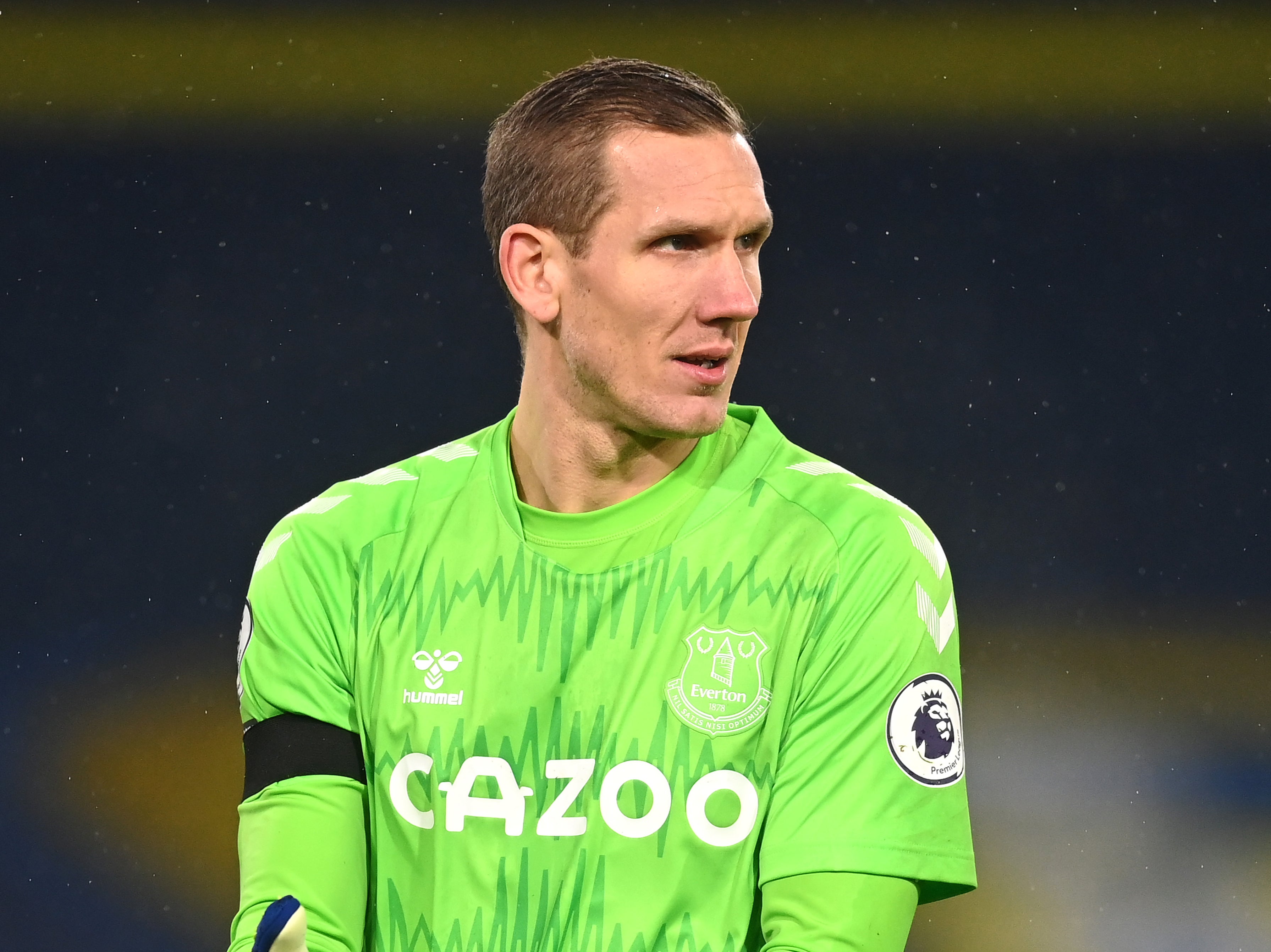 Everton goalkeeper Robin Olsen