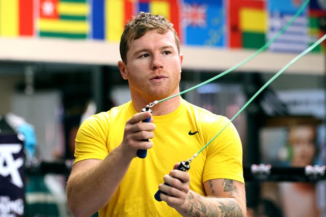 <p>Canelo Alvarez in training for his fight with Billy Joe Saunders</p>