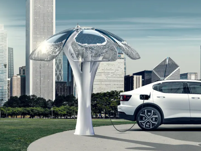 <p>SolarBotanic Trees feature nano photovoltaic ‘leaves’ to harvest solar energy, as well as a battery in the trunk</p>