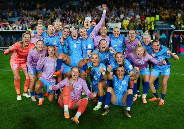 <p>England celebrate after beating Australia to reach the World Cup final</p>