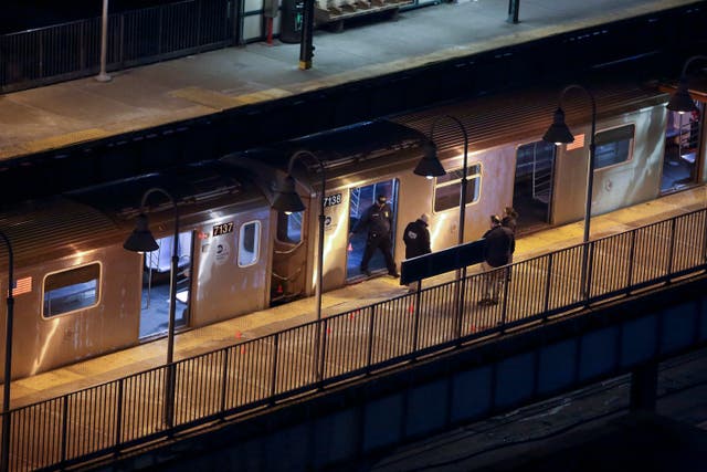 <p>NY-METRO-TIROTEO</p>