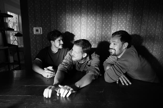 <p>Mumford & Sons play their usual party trick on new album ‘Rushmere’</p>