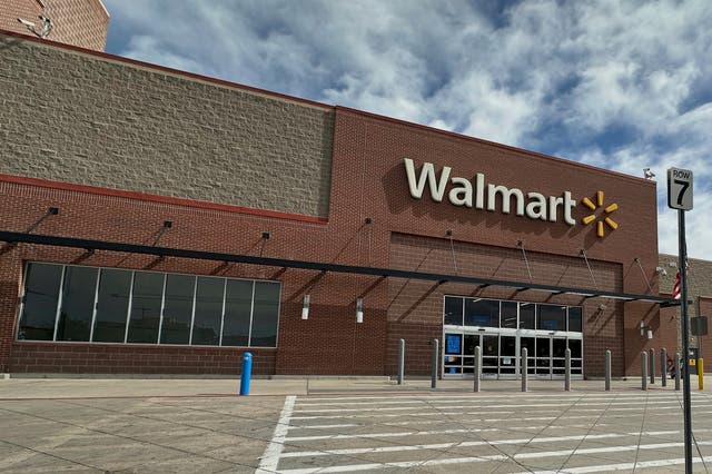TRUMP-WALMART